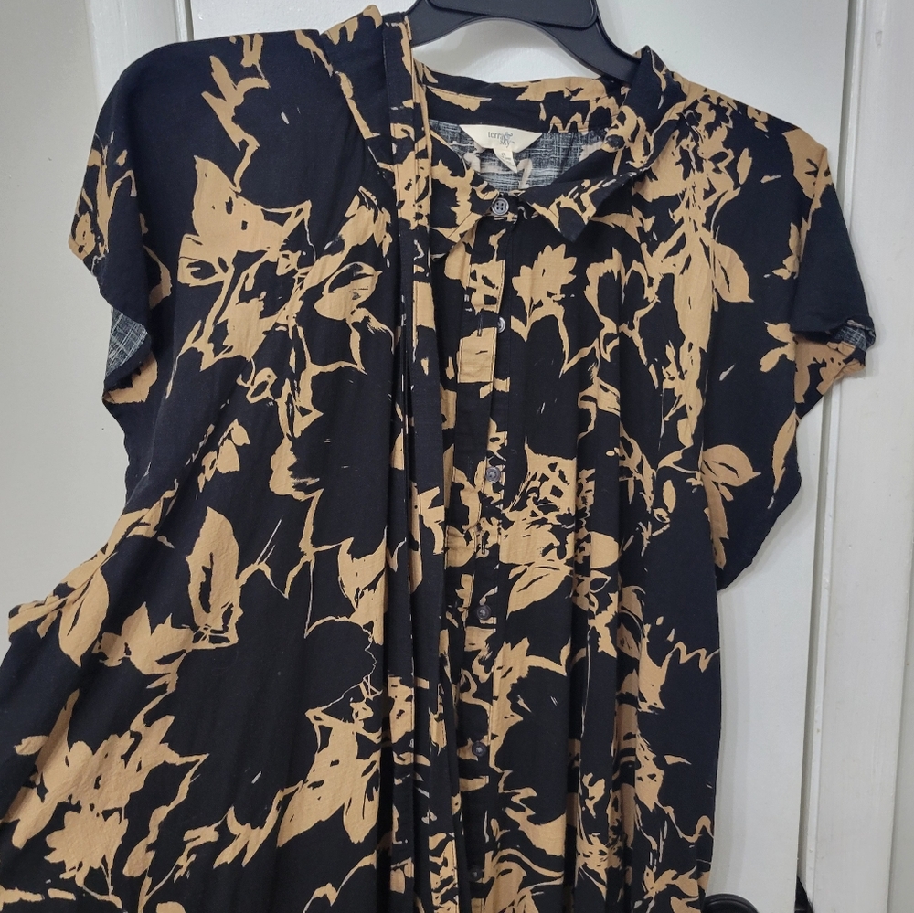 Floral Black and Tan Women's Dress